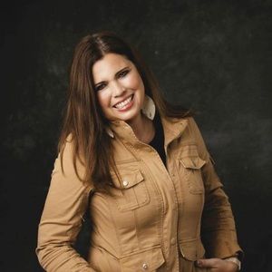 Meet your Posher, Mandy